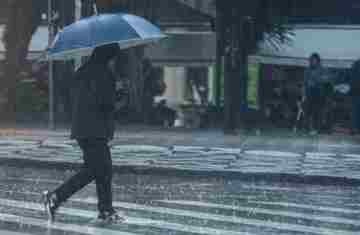  Áreas de instabilidade trazem chuva nesta segunda, que se espalha pelo Paraná na terça